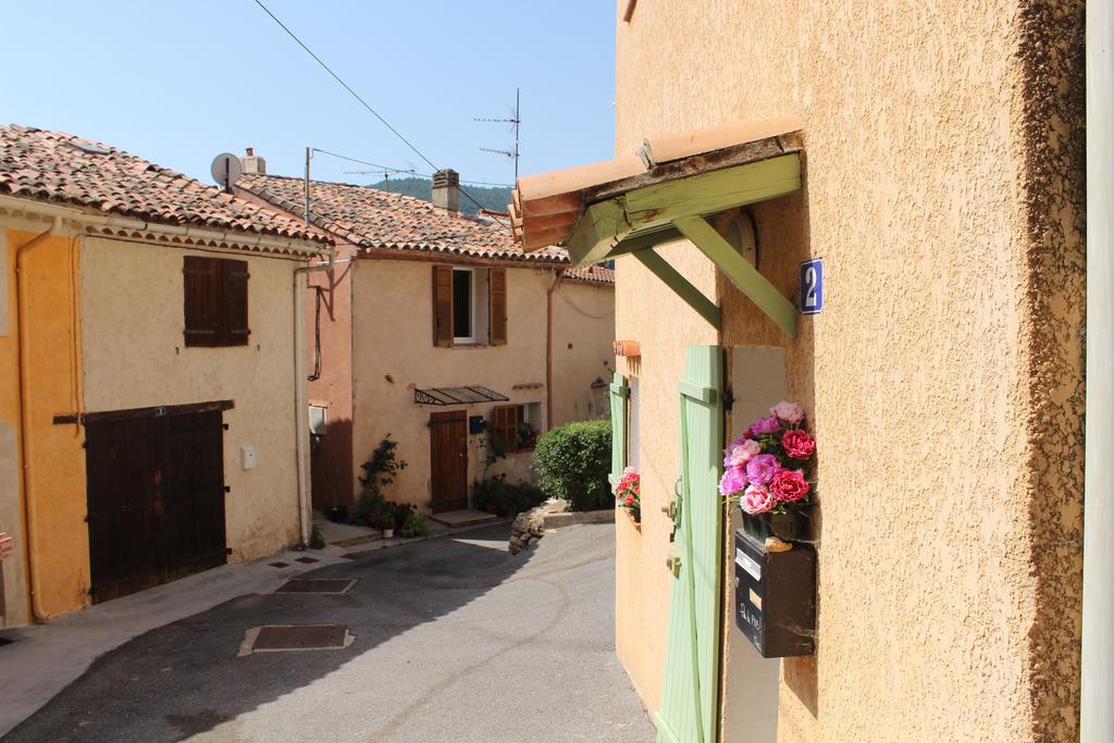 Le Clos Des Acacias Signes Exteriör bild