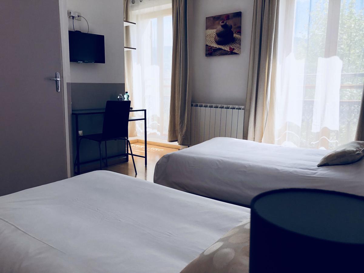 Le Clos Des Acacias Signes Exteriör bild